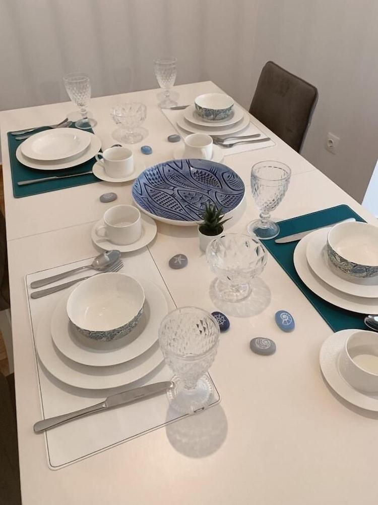 GTD8210 - Acropolis Cozy Apt.