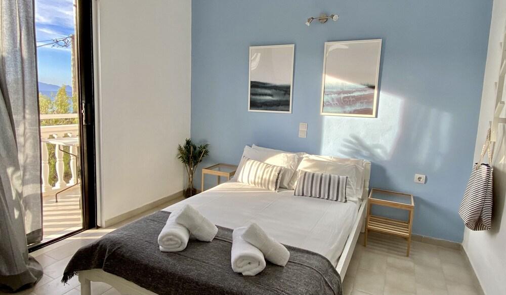 Xenios Avlais Apartments