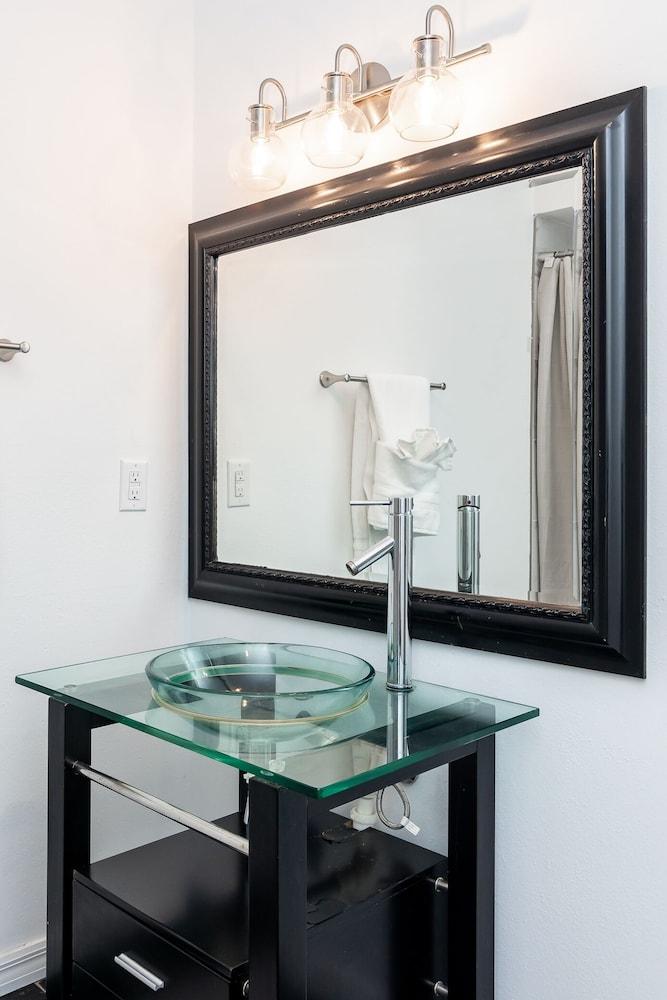 Nestle Away at Poplar Way