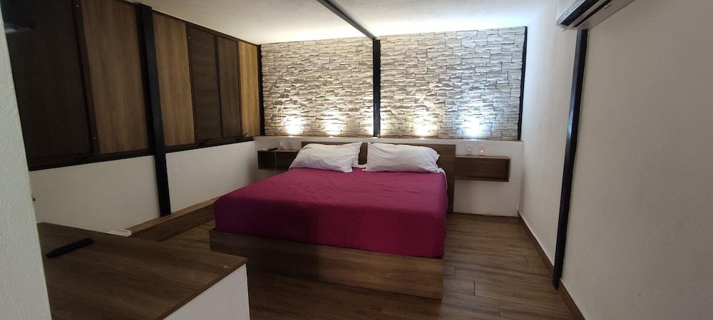 El Jardin de la Abuela