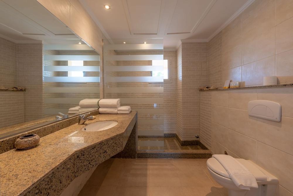 Vesta - Luxury APT I - 2BR - Golf