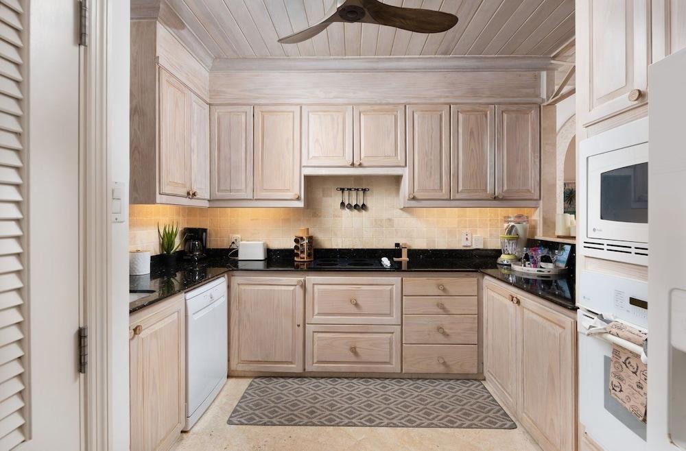 Beacon Hill 202 - Moonshadow by Blue Sky Luxury