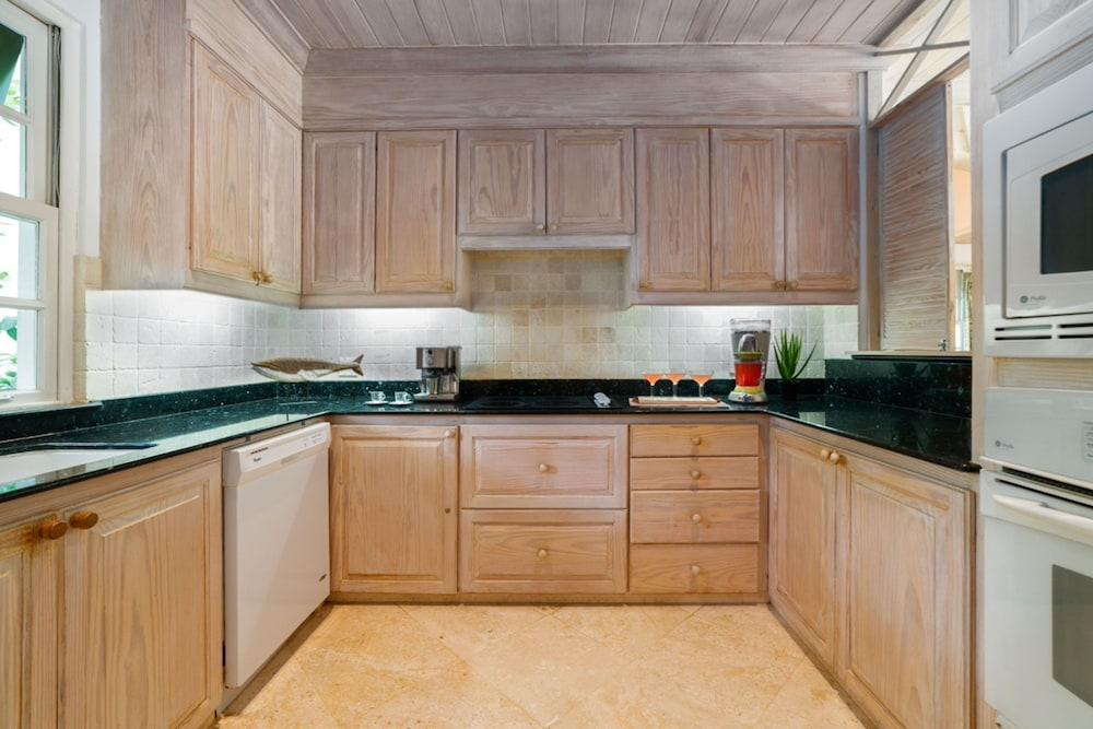 Beacon Hill 202 - Moonshadow by Blue Sky Luxury