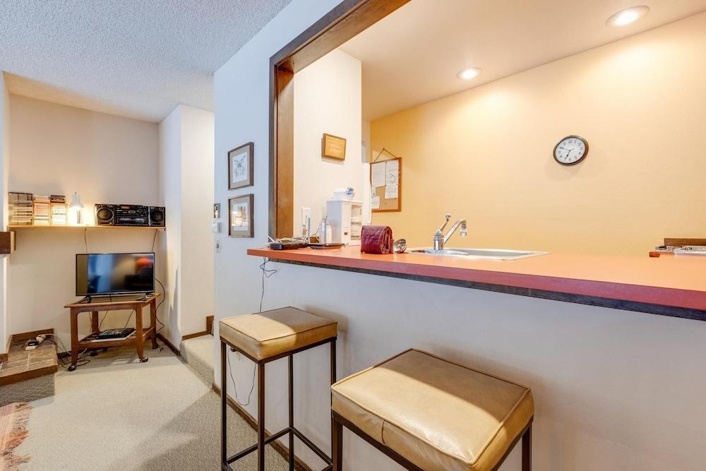 Mt Baker Lodging Condo 33 - Sleeps 4