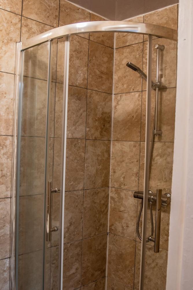 Bv Comfy Studio At Maningham Lane Bradford