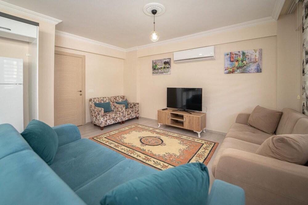 Comfortable Home With Balcony in Fethiye