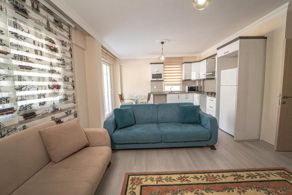 Comfortable Home With Balcony in Fethiye