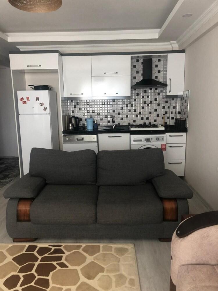 Cozy Flat With Shared Pool and Balcony in Dalaman