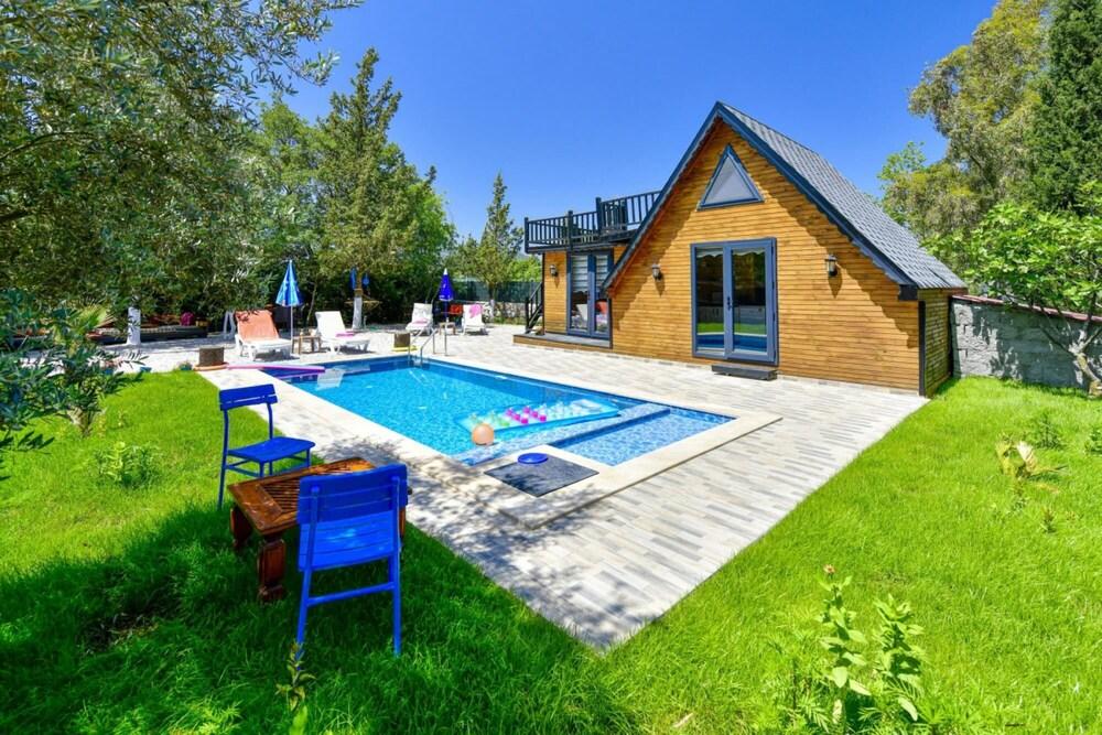 Tiny House With Private Pool Close to Lycian Way