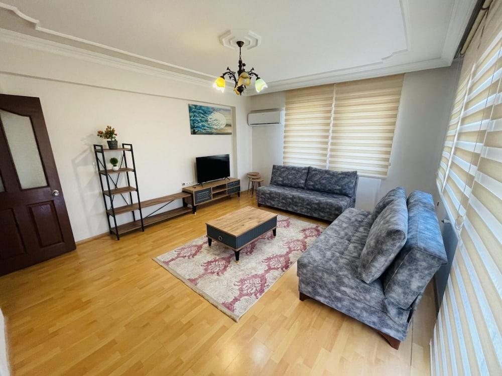 Central Flat With Jacuzzi Private Pool in Fethiye