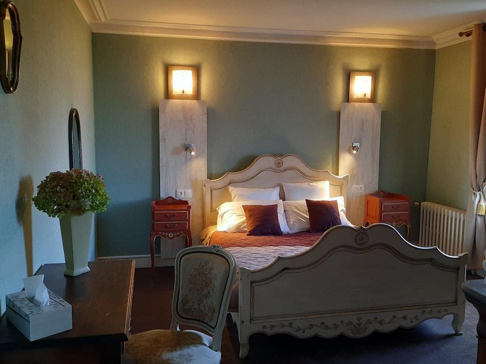 HOTEL LE MANOIR DE LA BARBACANE