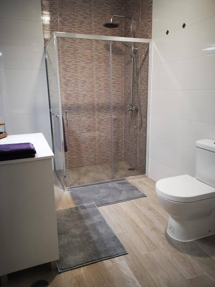 "room in Guest Room - Caparic Poshtel An Luxury And Posh Style Hostel."