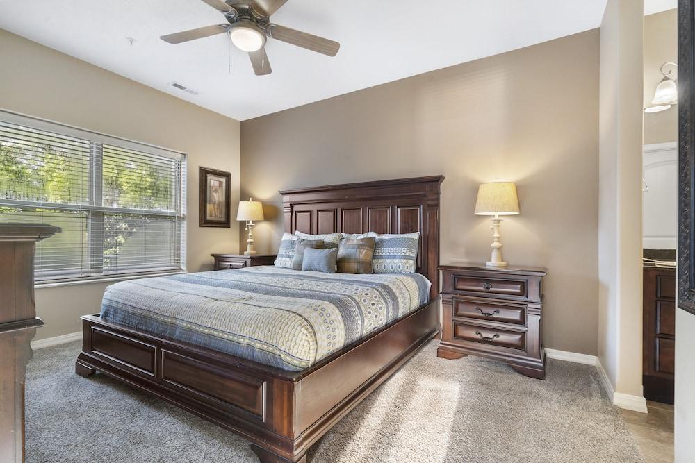 Relaxing at the Majestic