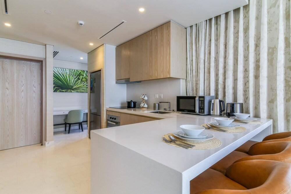 Luxurious Apartments With Sea View