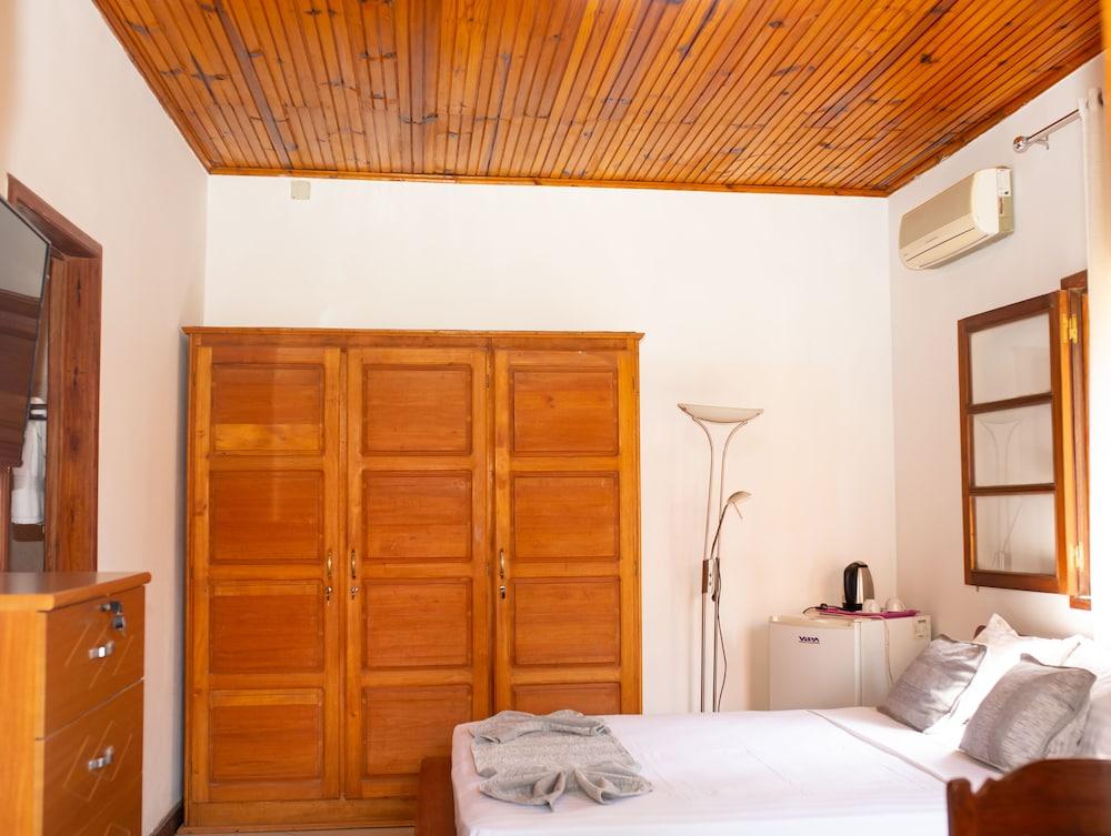 Victory Hotel & Restaurant Tulear