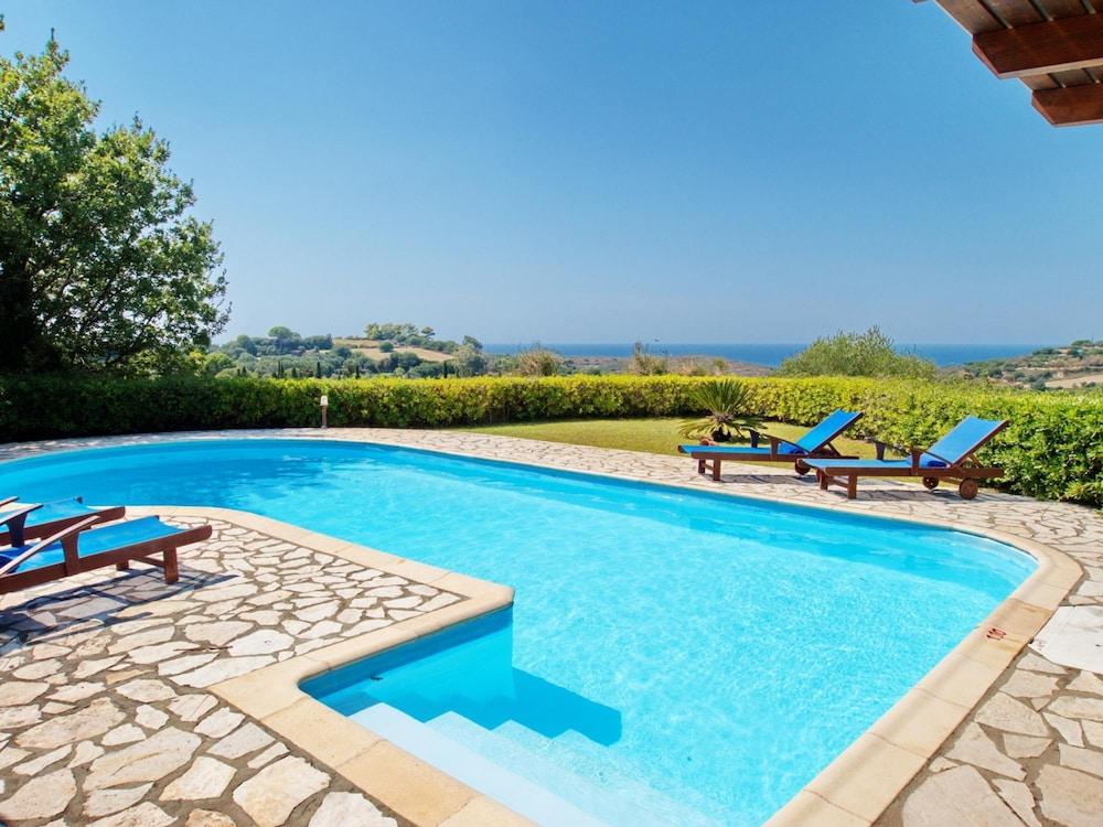 Villa Hera in Spartia