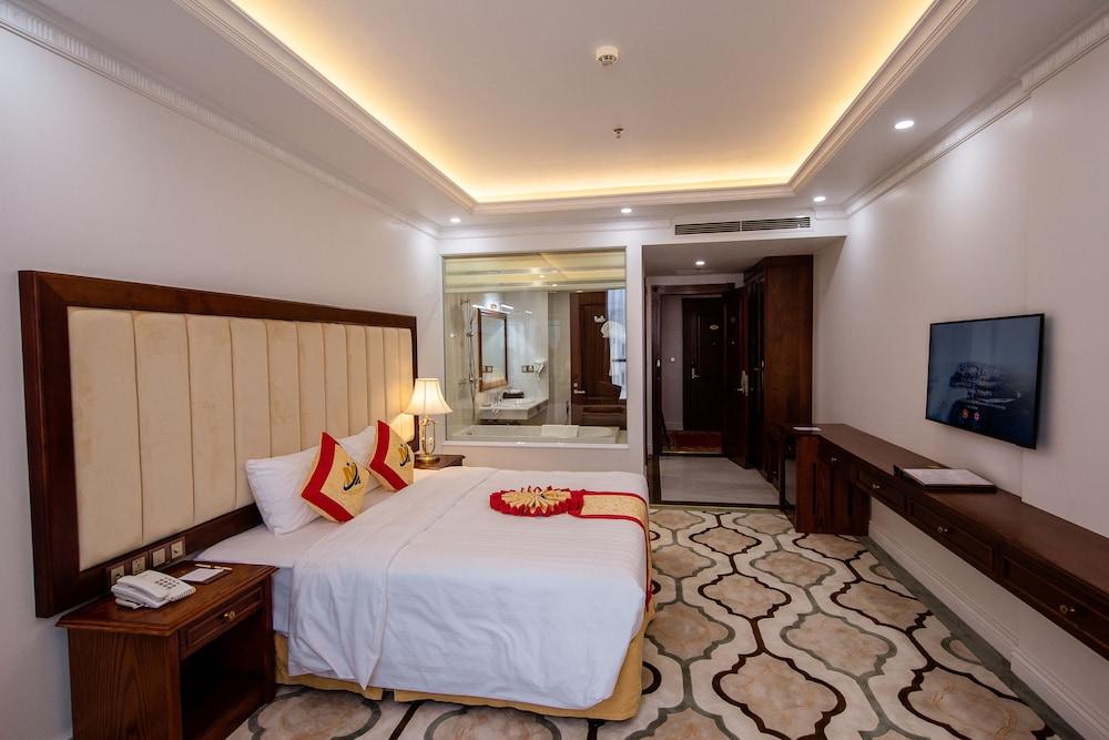 The Shine 2 Hotel & Apartment