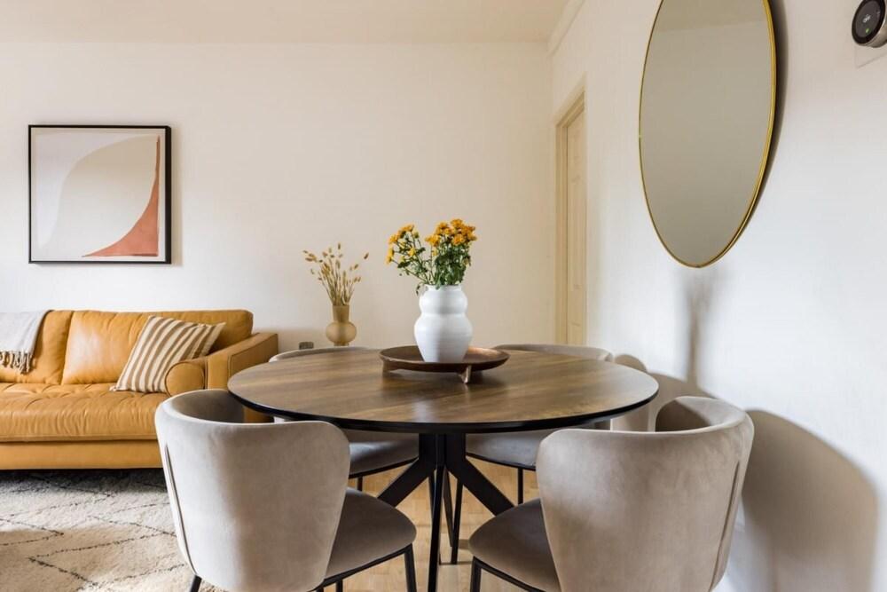 The Reading Wonder - Stunning 2bdr Flat With Parking