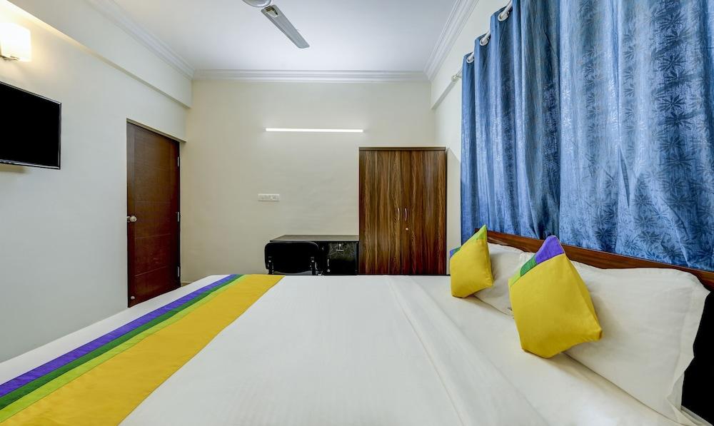 Itsy By Treebo - Fortune Key