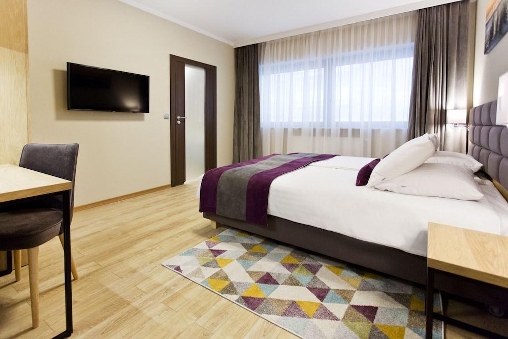 CONRAD Comfort Hotel****