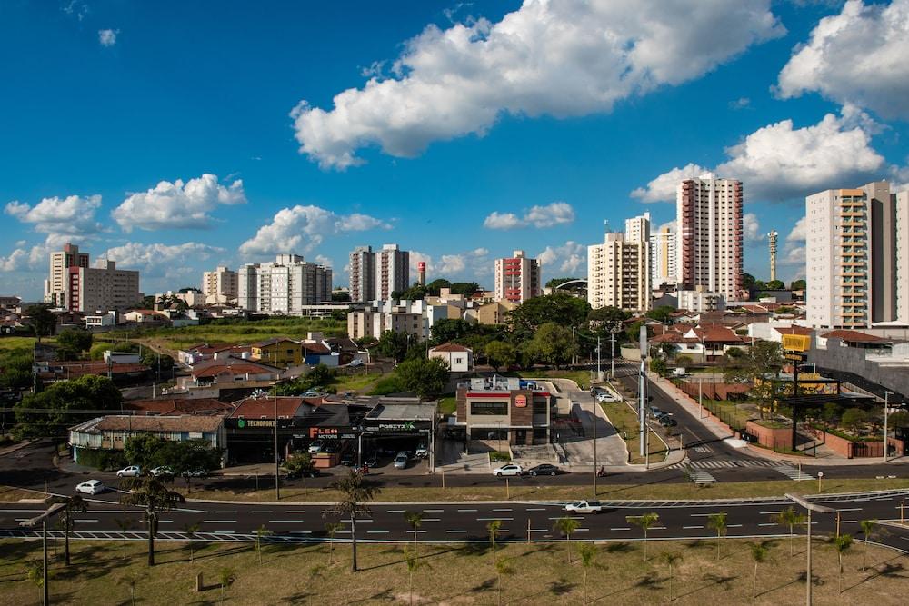 City Bauru Apart Hotel
