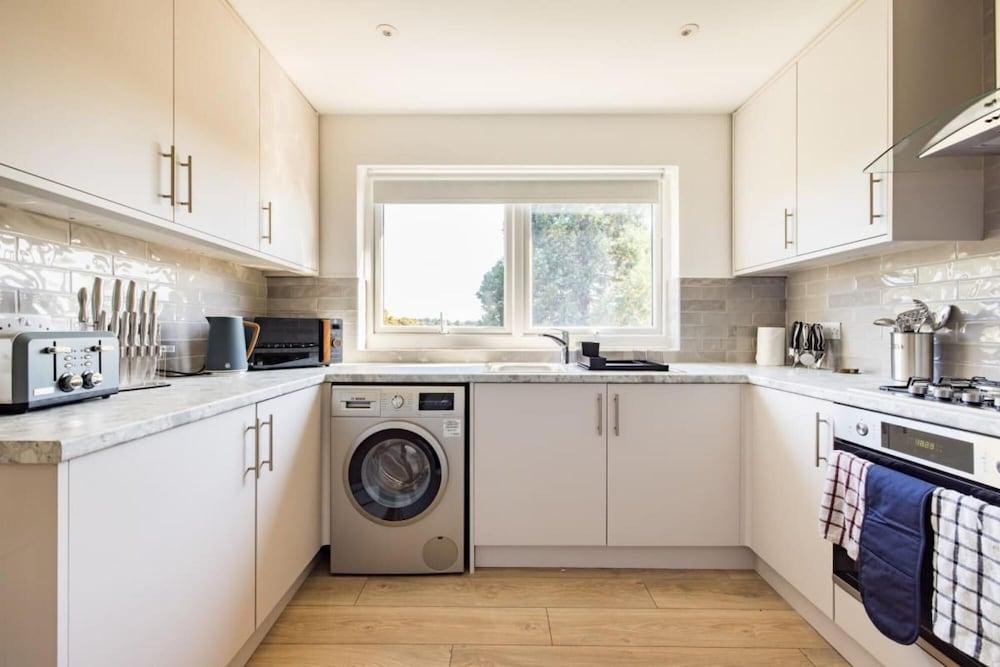 The Finchley Bolthole - Delightful 2bdr Flat