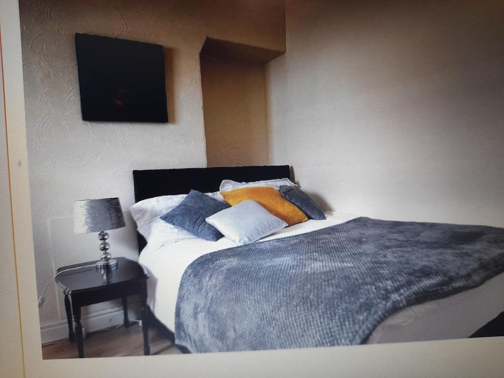 Immaculate 3-bed House in Middlesbrough With Wifi