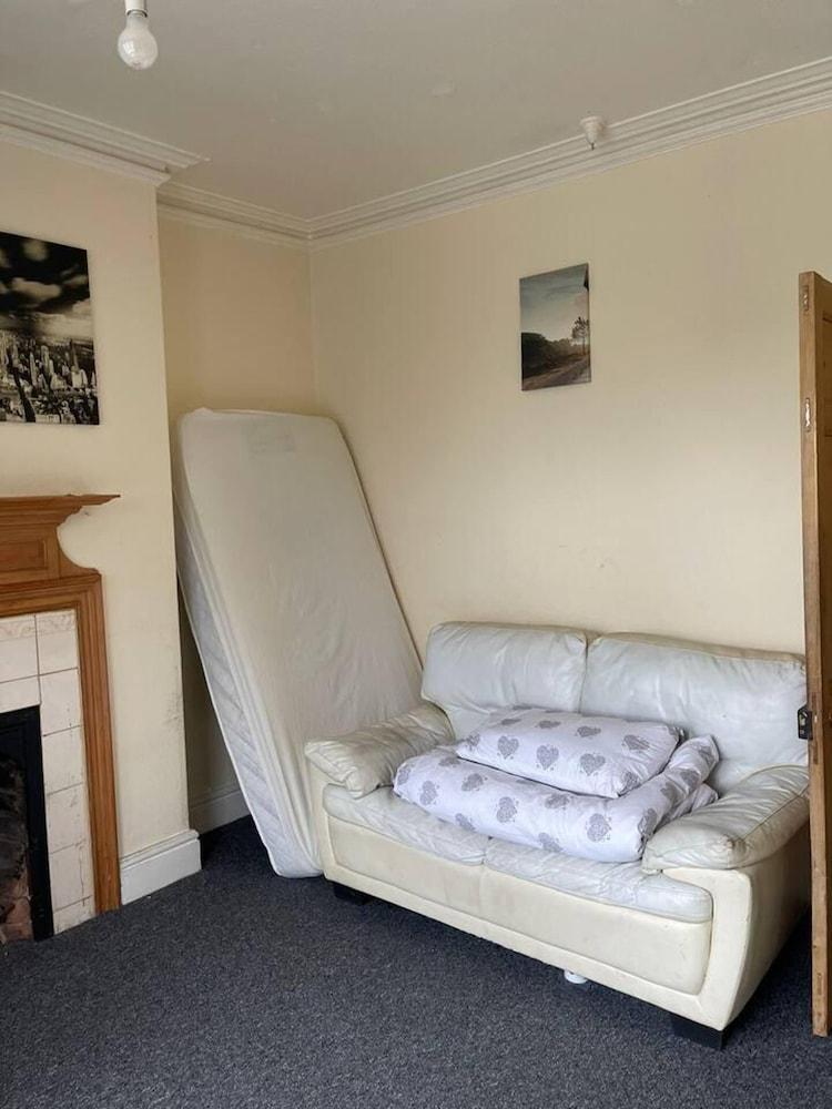 1 Bedroom Flat - Aylestone Road Leicester