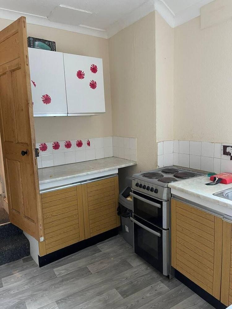 1 Bedroom Flat - Aylestone Road Leicester