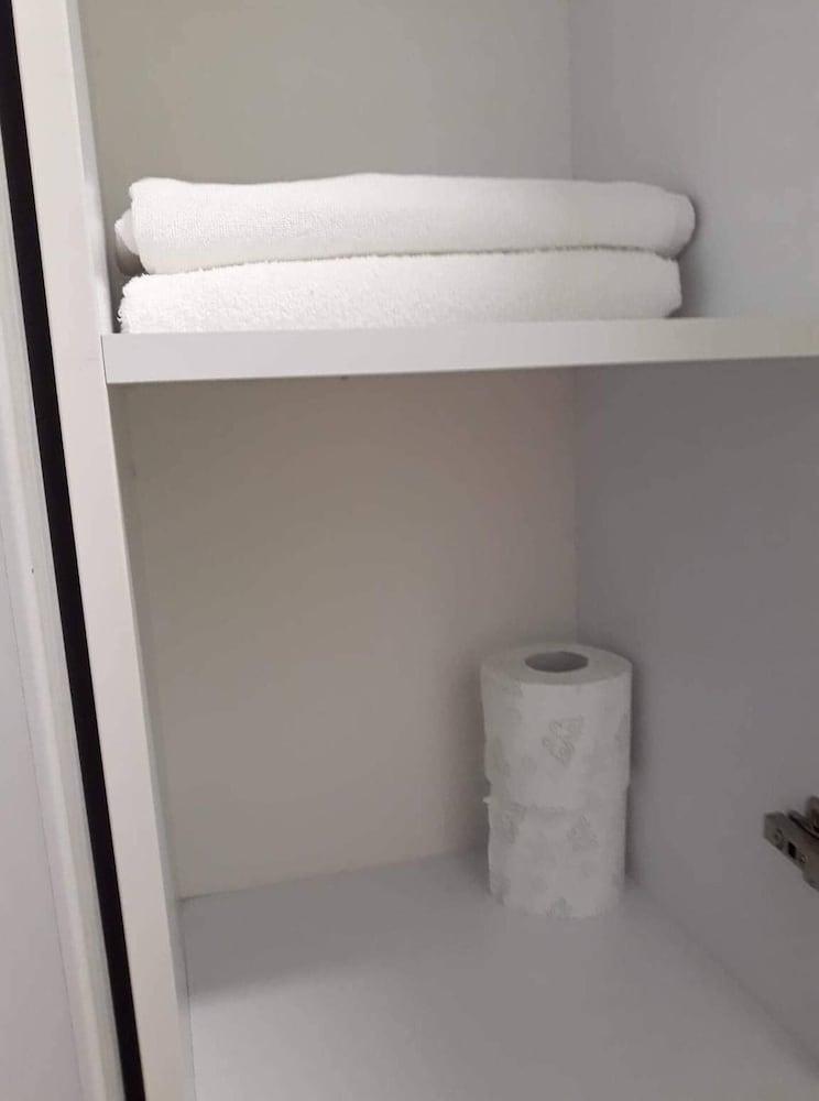 Stunning Green Studio 43