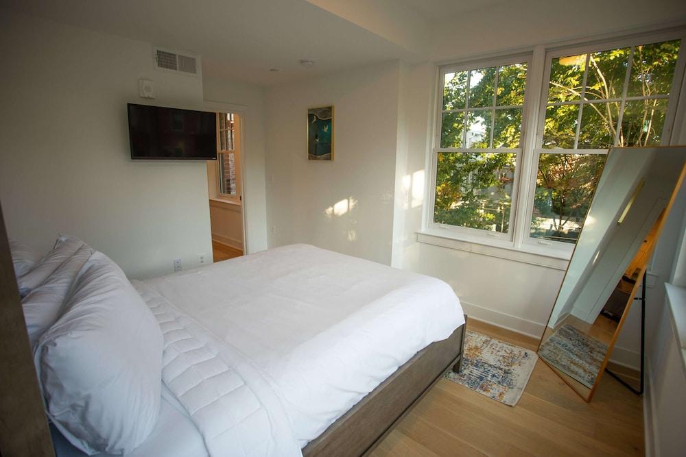 Woodley Suites & Residences