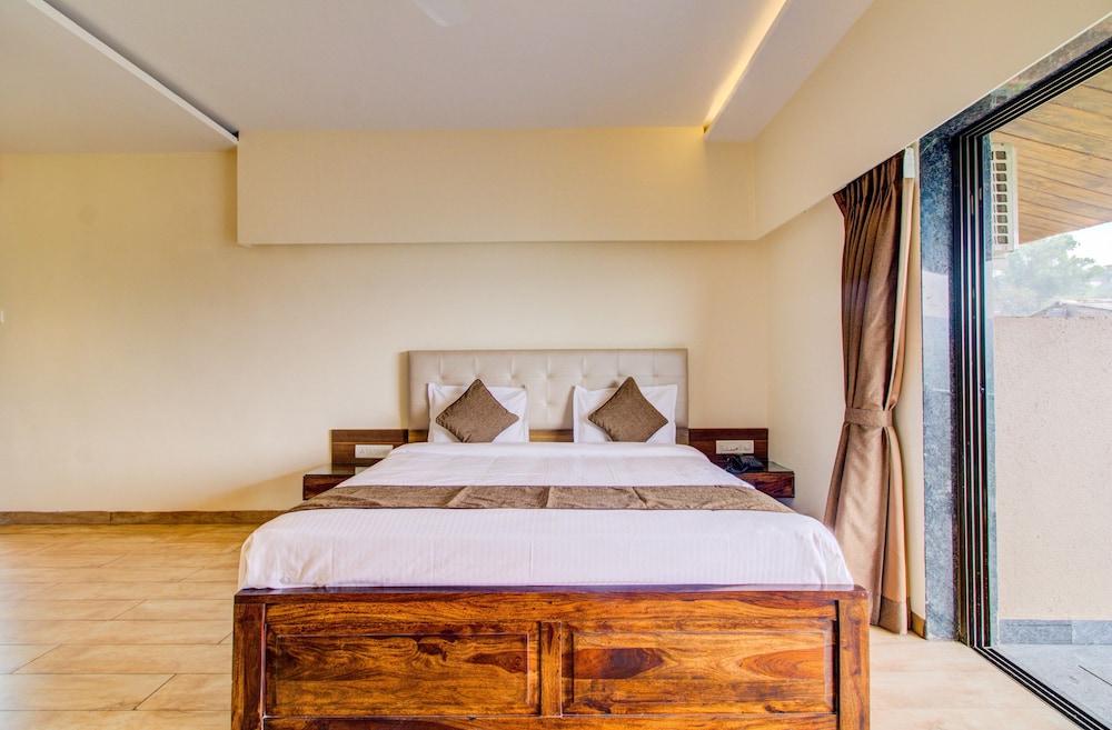 Hirkani Garden & Resort