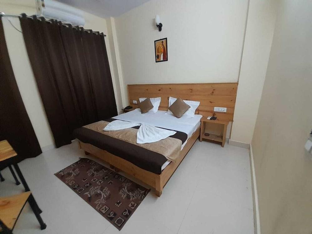 Hotel Krishna Rishikesh