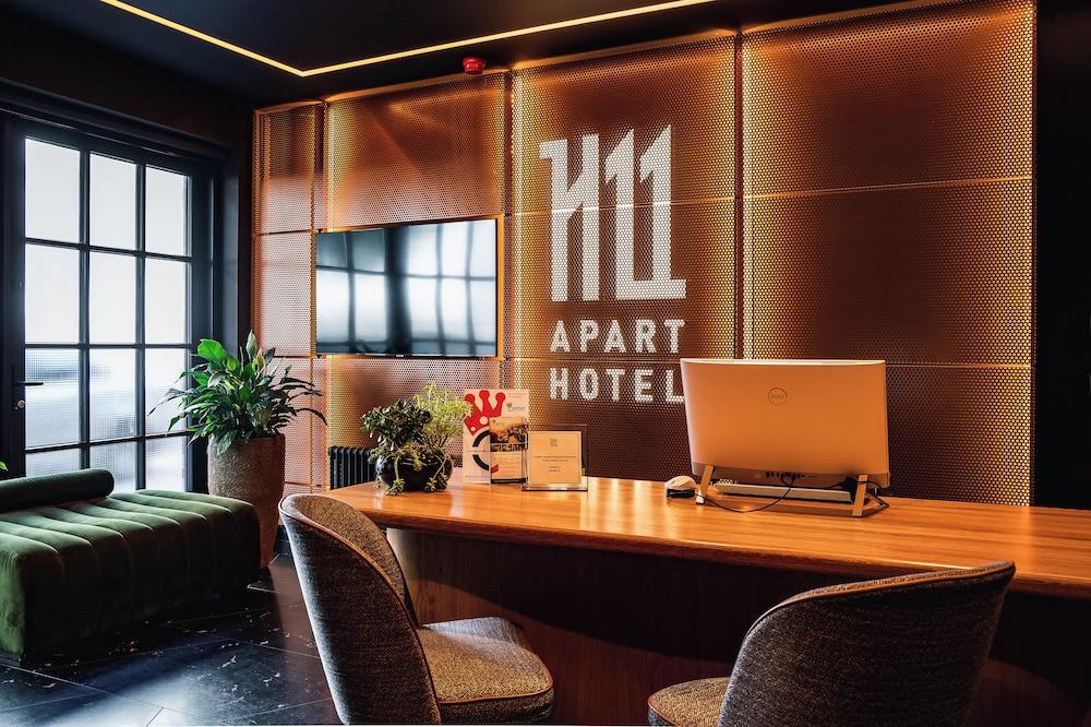 H11 Aparthotel