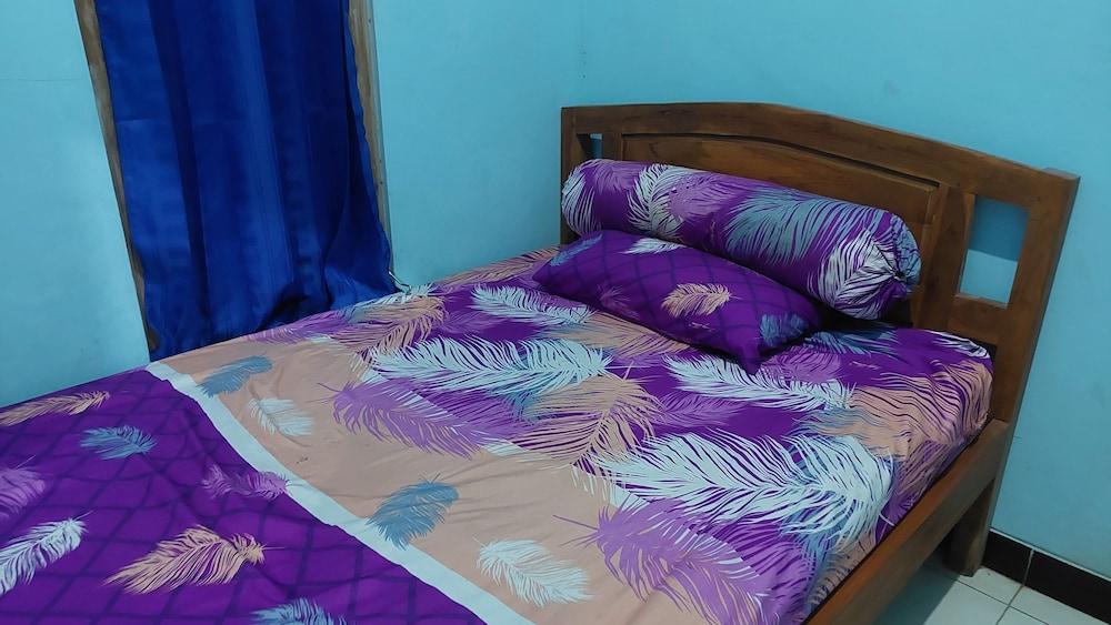 Adzriel Homestay Syariah