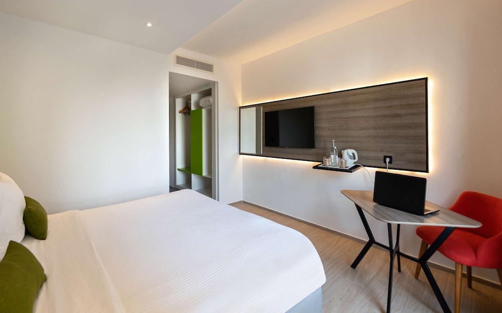 Campanile El Mechtel