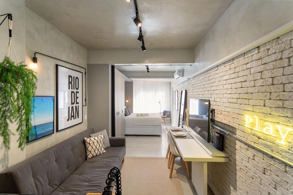 3 Minutes From Copacabana Beach Df115