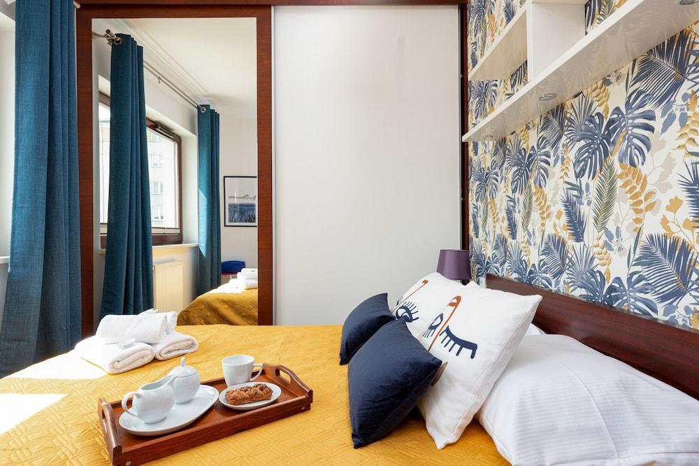 Apartment Mołdawska Warsaw by Renters