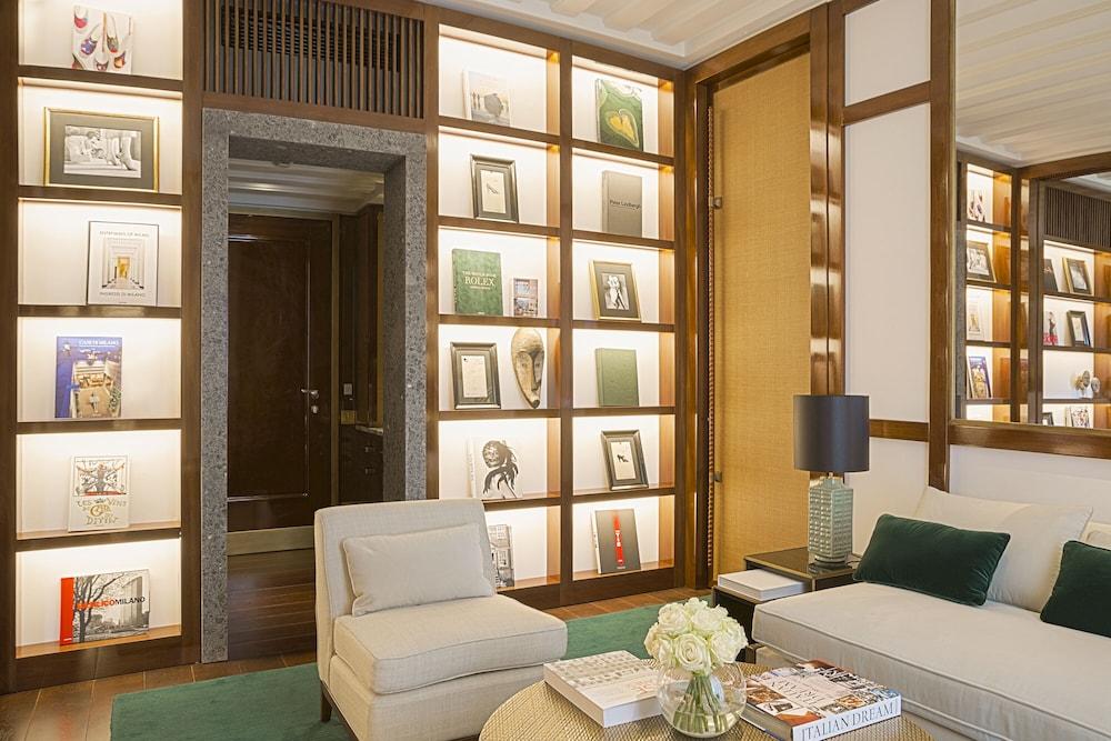 Portrait Milano - Lungarno Collection