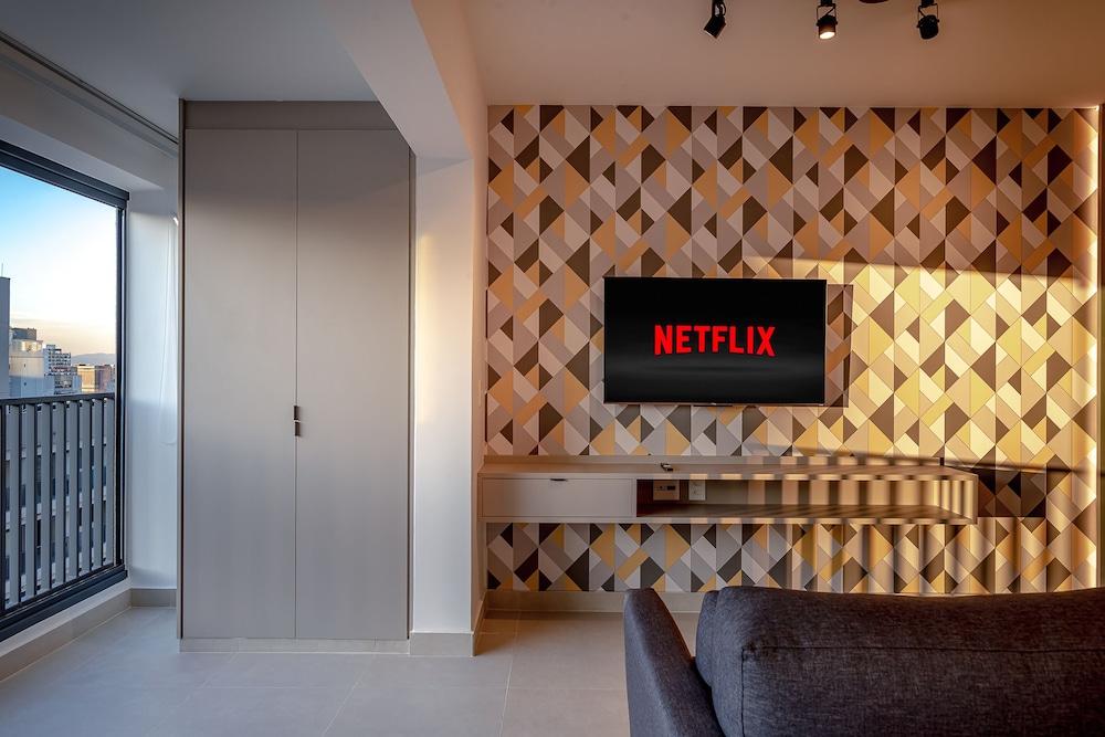 Studio com piscina aquecida e AC