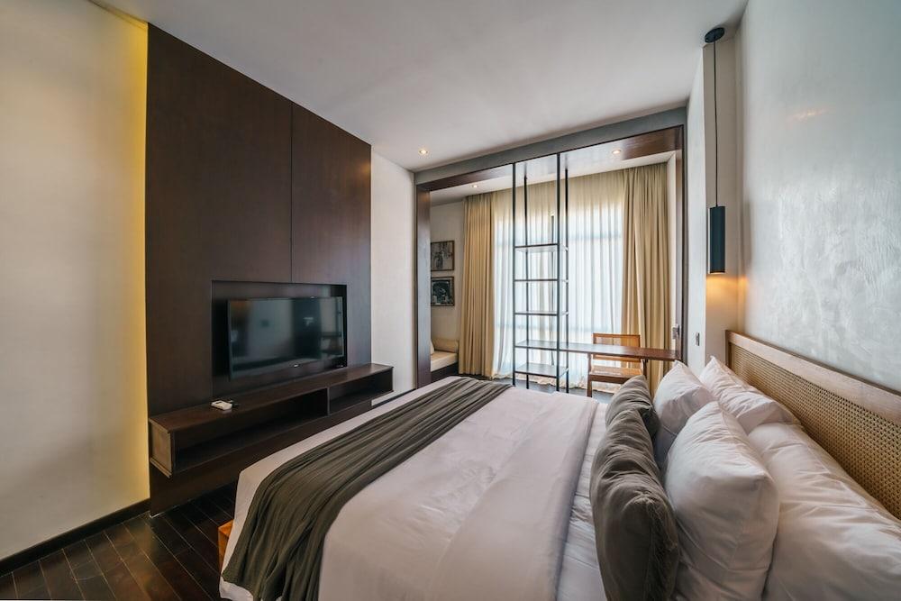 Penthouse Sunset Seabreeze