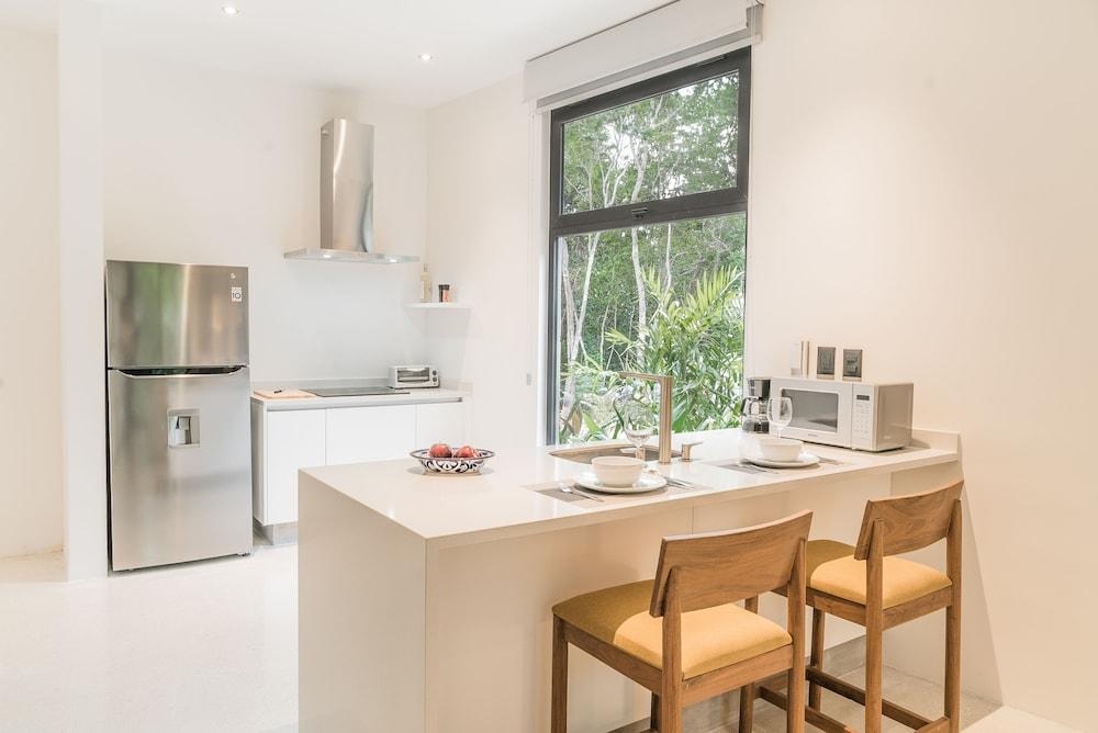 Tulum 525 #101 By Lockey