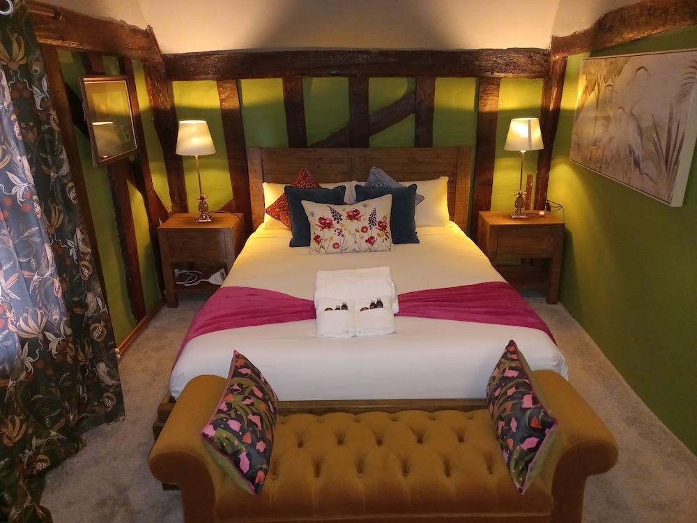 The Hole In The Wall