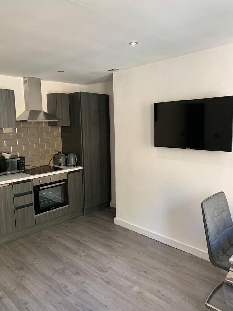 Budget Aparts Bradford