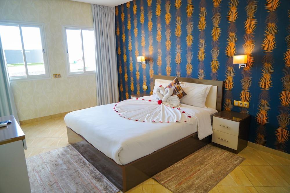 GREAT HOLIDAY RESIDENCE