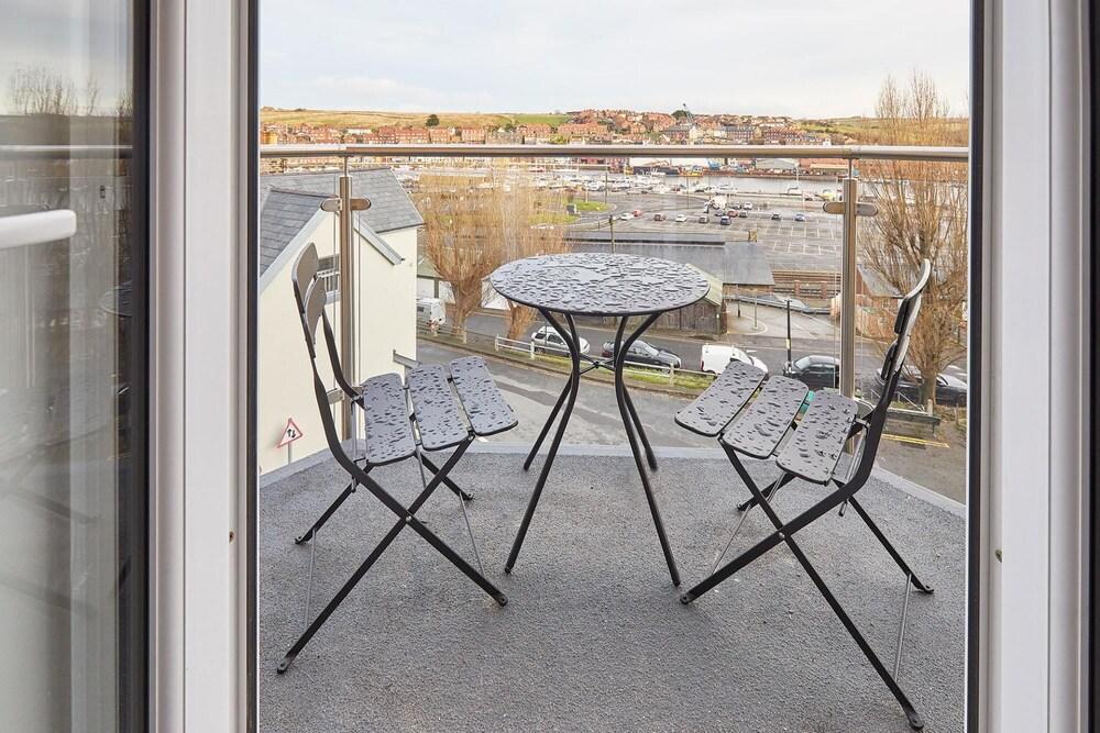 Host Stay Albion House