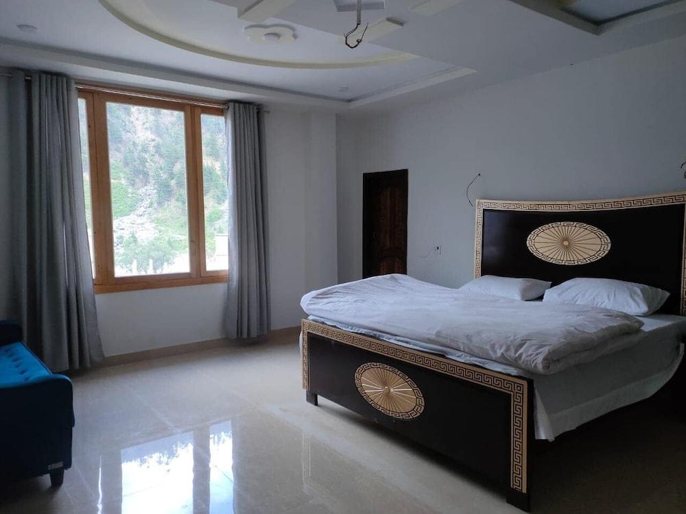 Hotel Baba Continental