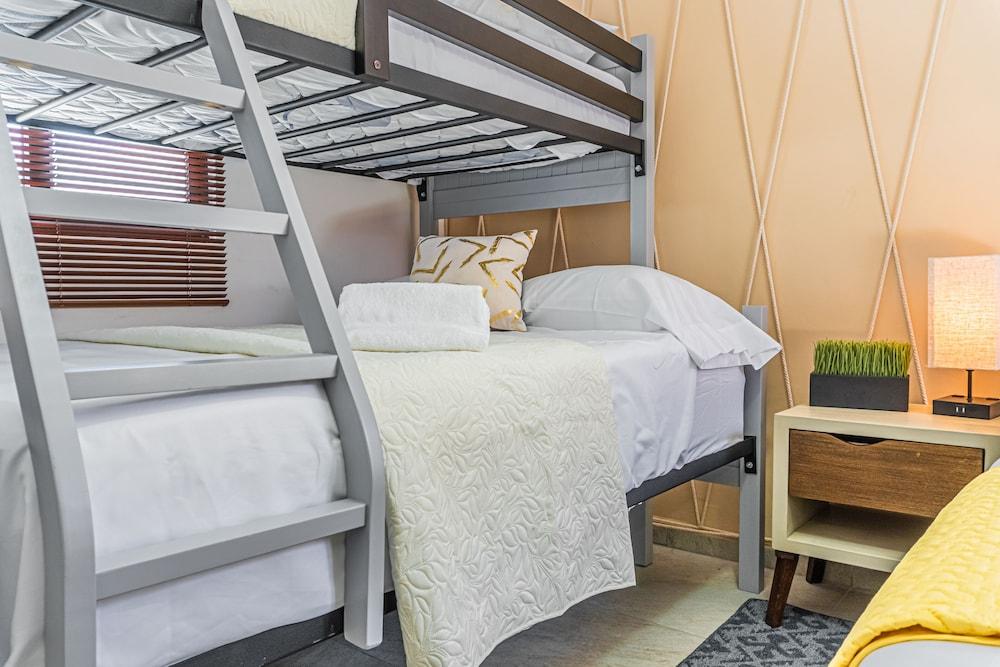 Pako Stays Downtown - Cancún Centro Luxe Suites