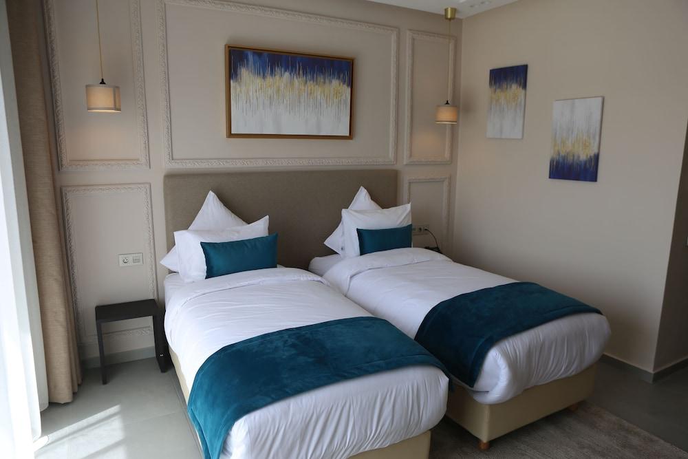 Dakhla Boarding Hotel & Restaurant