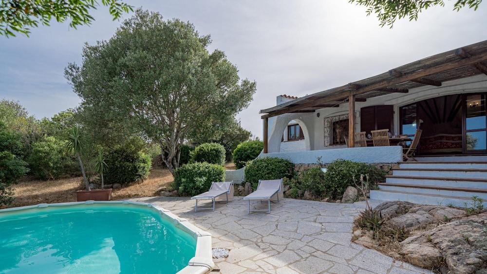 Villa Isa 6 in Altura